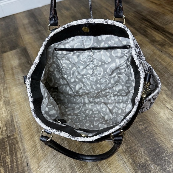 Aimee Kestenberg Novelty Sunbury python snakeskin large leather shoulder tote - Picture 5 of 7